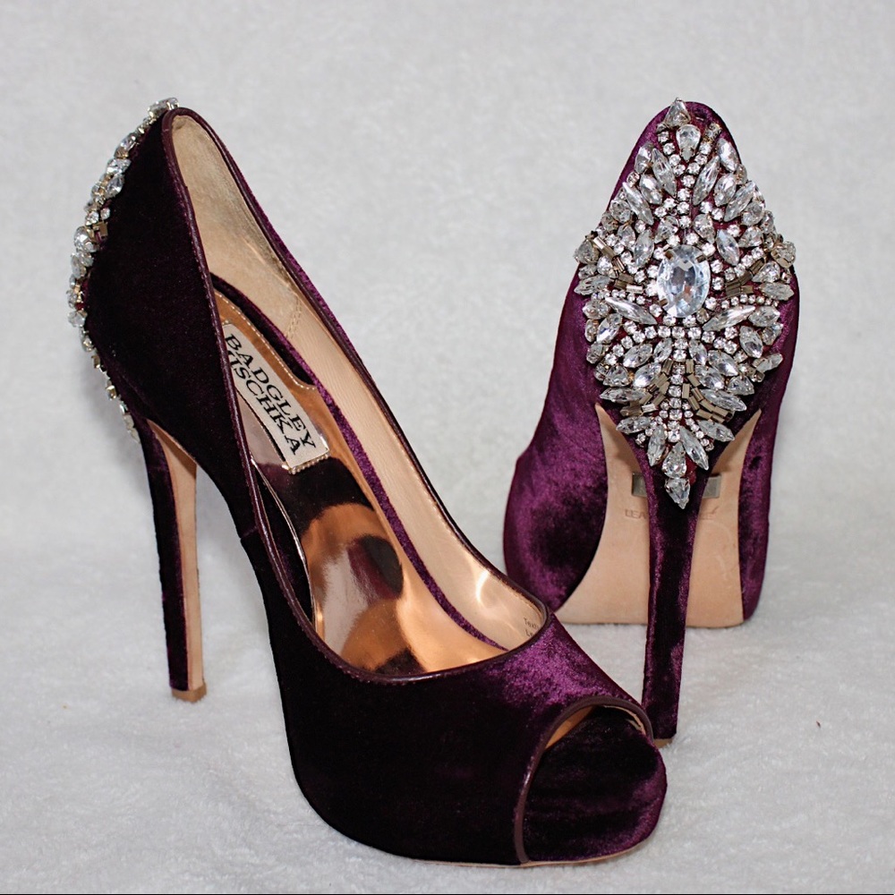 HP🖤 Like New! Badgley Mischka Heels